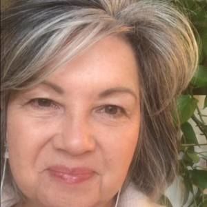 Meet your Posher, Leigh